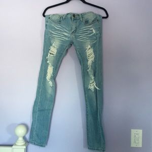 Juniors size 5 jeans from Papaya. Worn few times.
